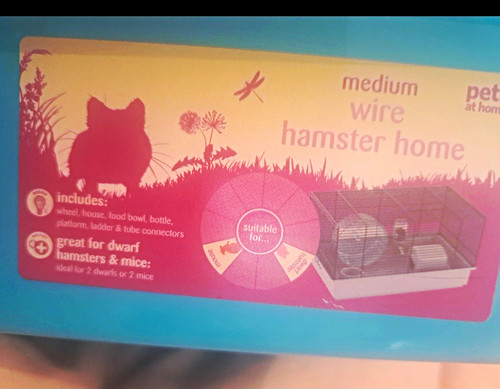 Pet home medium wire - at,
